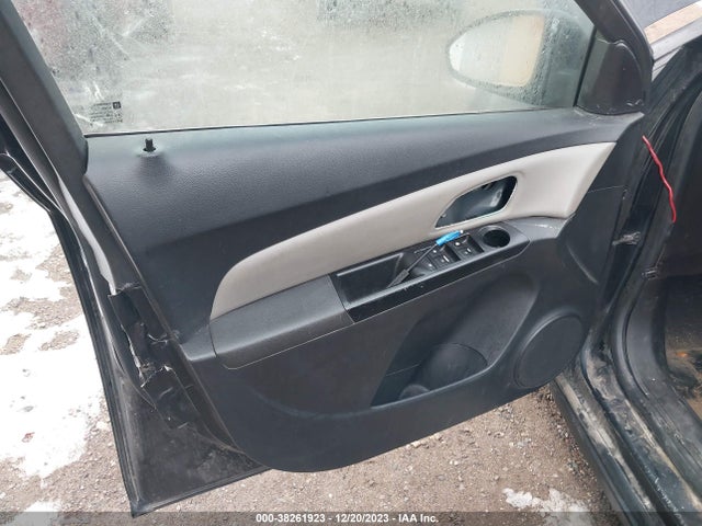 Chevrolet Cruze Ls Auto 2014 1G1PA5SG3E7371924 Image 6