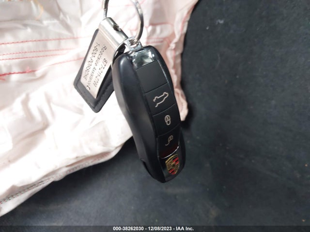 2017 PORSCHE MACAN WP1AA2A56HLB06436 Photo 10