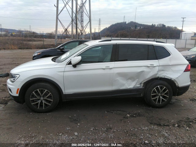 2018 VOLKSWAGEN TIGUAN 2.0T SEL/2.0T SE VIN: 3VV2B7AX0JM138502
