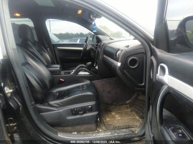 2004 PORSCHE CAYENNE WP1AC29P94LA92817 Photo 4