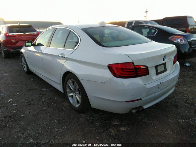 2012 BMW 528I XDRIVE VIN: WBAXH5C51CDW07143