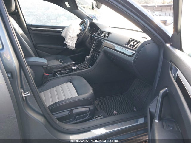 2018 VOLKSWAGEN PASSAT 3.6L V6 GT VIN: 1VWJM7A39JC041430
