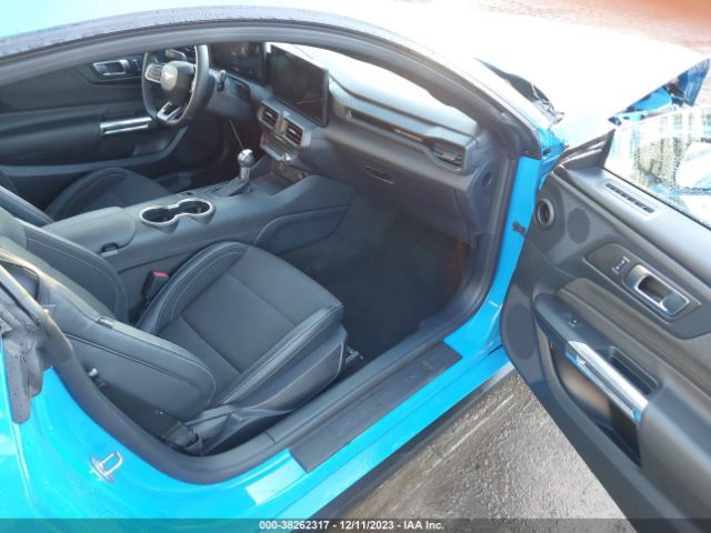 2024 FORD MUSTANG 1FA6P8TH5R5106245 Photo 4