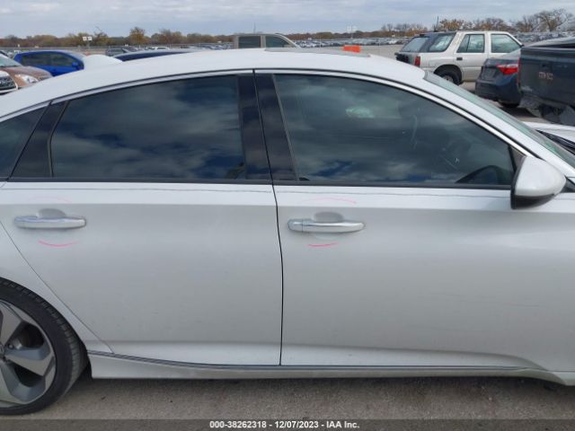 1HGCV2F96KA005704 Honda Accord Touring 2.0t