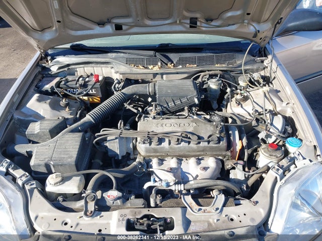 2000 HONDA CIVIC LX VIN: 1HGEJ6573YL032190