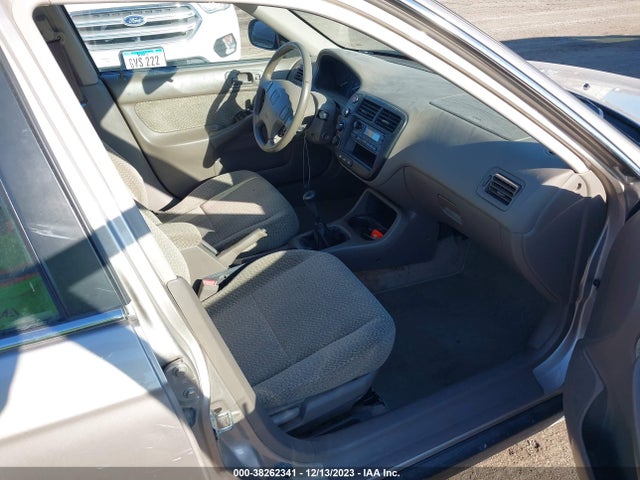 2000 HONDA CIVIC LX VIN: 1HGEJ6573YL032190