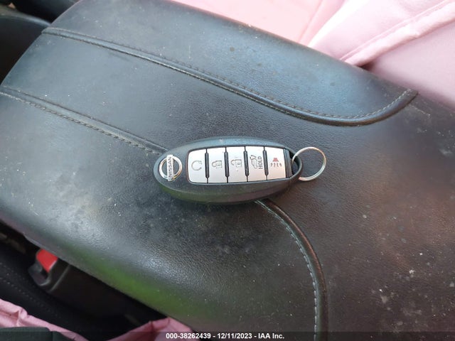Nissan ROGUE SV 2018 5N1AT2MVXJC781263 Image 11