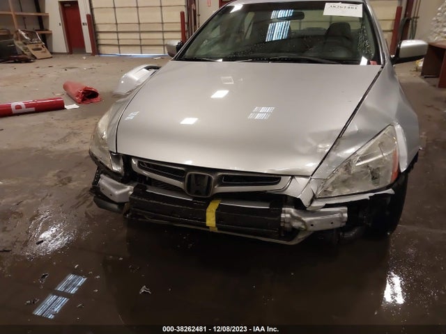 2004 HONDA ACCORD 3.0 LX VIN: 1HGCM663X4A061945