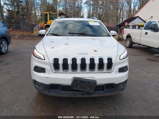 2017 JEEP CHEROKEE LATITUDE 4X4 VIN: 1C4PJMCS7HW618313