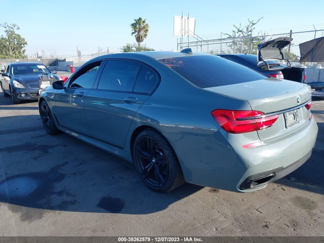BMW 750i 2018 WBA7F0C54JGM23917 Image 3