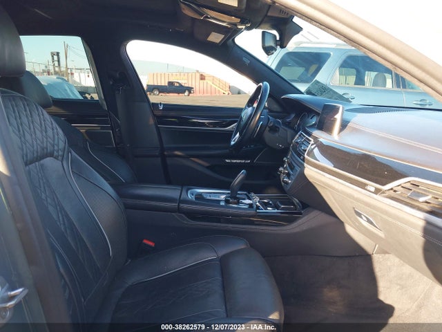 BMW 750i 2018 WBA7F0C54JGM23917 Image 5