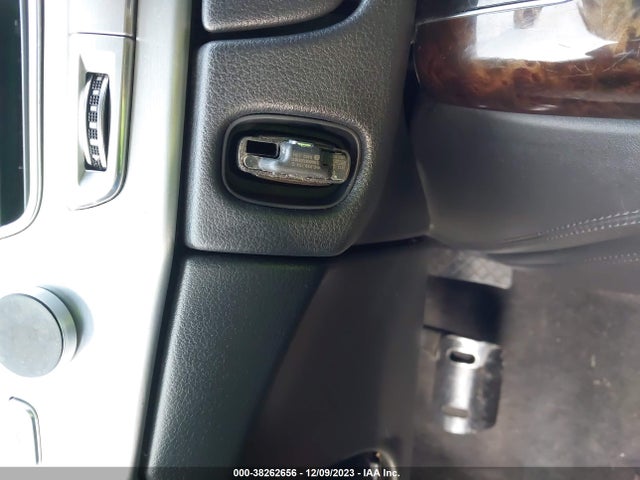 2011 AUDI A8 4.2 VIN: WAUAVAFD6BN000948