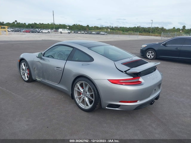 2018 PORSCHE 911 WP0AB2A96JS123556 Photo 2