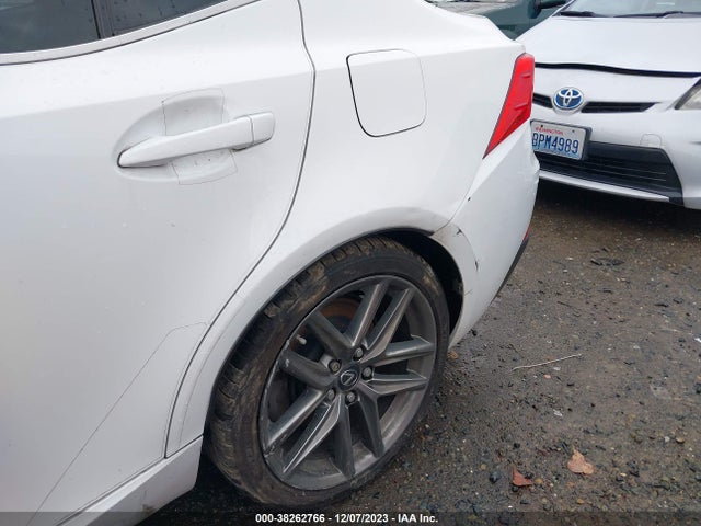 2017 LEXUS IS JTHCE1D20H5013635 Photo 5