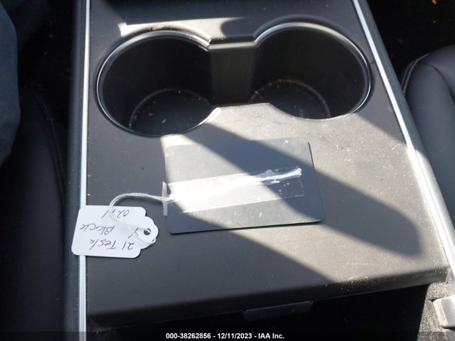 2021 TESLA MODEL Y LONG RANGE DUAL MOTOR ALL-WHEEL DRIVE VIN: 5YJYGDEE8MF060271