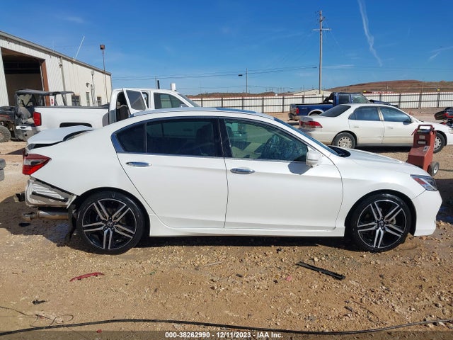 Honda Accord Touring 2016 1HGCR3F96GA006952 Image 14