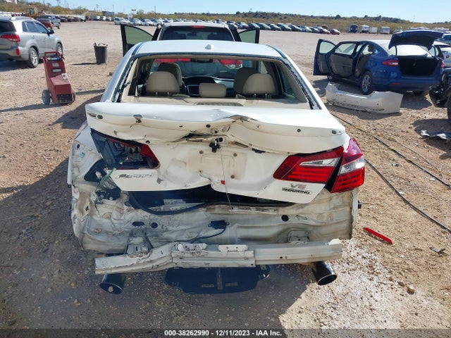 Honda Accord Touring 2016 1HGCR3F96GA006952 Image 17