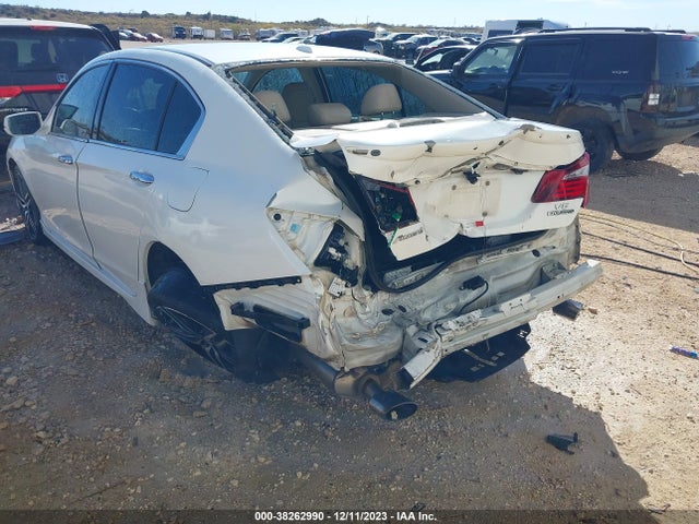 Honda Accord Touring 2016 1HGCR3F96GA006952 Image 6