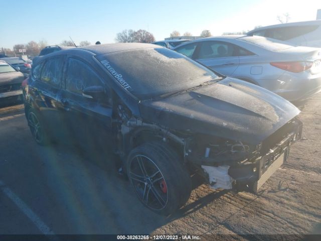 2015 FORD FOCUS 1FADP3L95FL365697