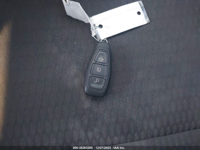 2015 FORD FOCUS 1FADP3L95FL365697 Photo 10