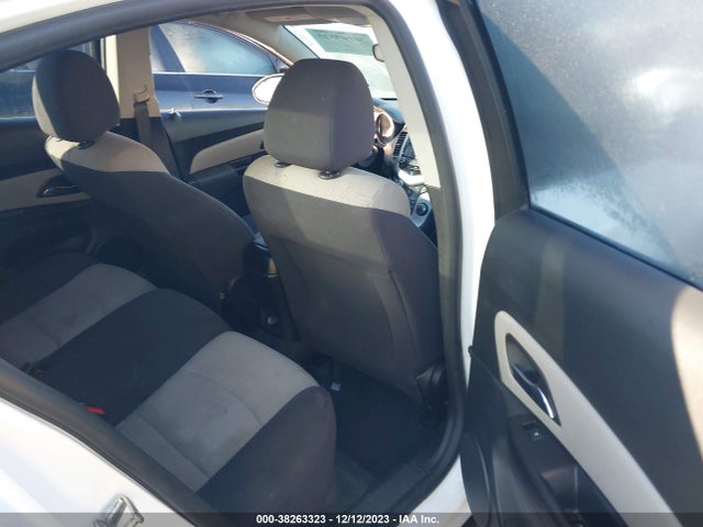 Chevrolet Cruze Ls Auto 2014 1G1PA5SH0E7283986 Image 8