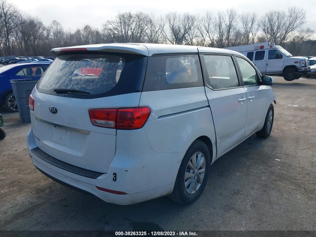KNDMA5C12J6386368 KIA Sedona L