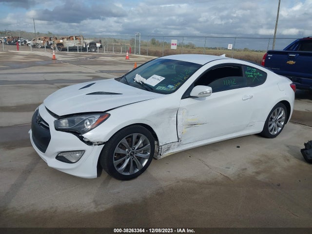 2015 HYUNDAI GENESIS 3.8 BASE VIN: KMHHT6KJ4FU127110