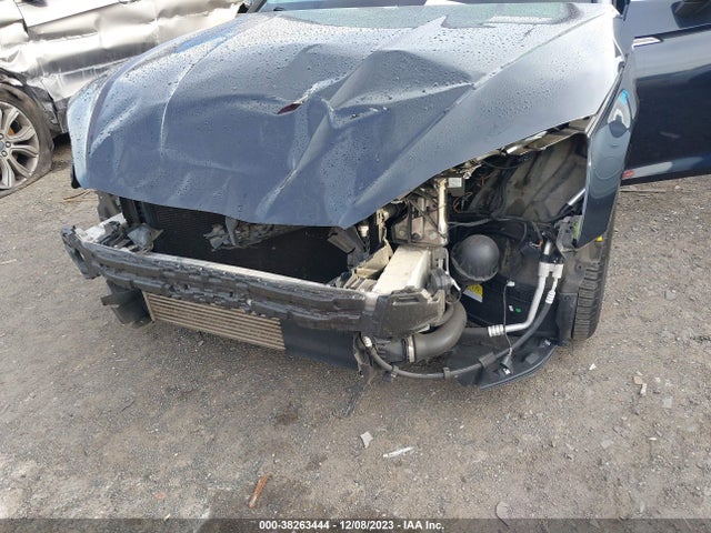 WAUENCF57JA007256 Audi A5 2.0t Premium
