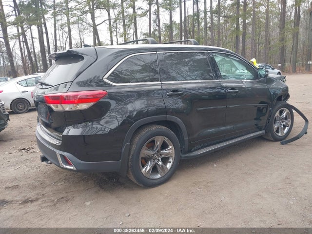 2018 TOYOTA HIGHLANDER LIMITED/PLATINUM VIN: 5TDDZRFH3JS862507