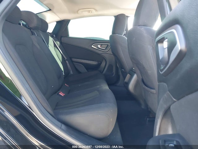 Chrysler 200 Limited 2015 1C3CCCAB1FN536512 Image 8