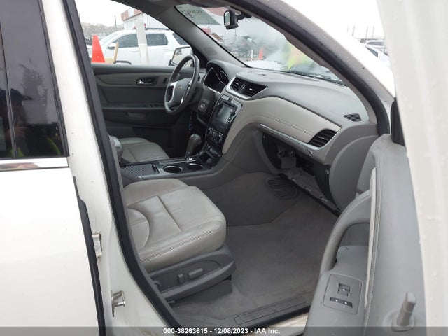 Chevrolet Traverse 2lt 2015 1GNKRHKD5FJ214537 Image 5