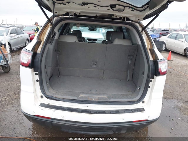 Chevrolet Traverse 2lt 2015 1GNKRHKD5FJ214537 Image 8