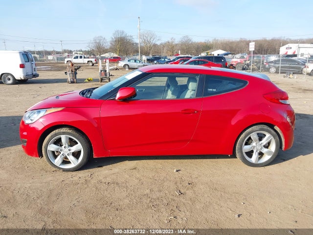 2013 HYUNDAI VELOSTER GRAY INT VIN: KMHTC6AD1DU101552