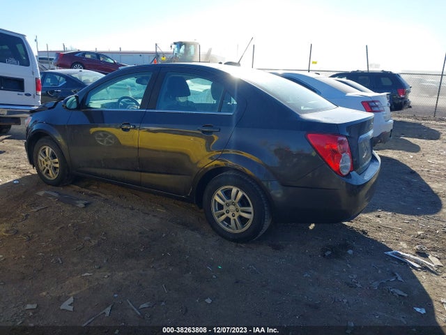 Chevrolet Sonic Lt Auto 2015 1G1JC5SH4F4163885 Image 3