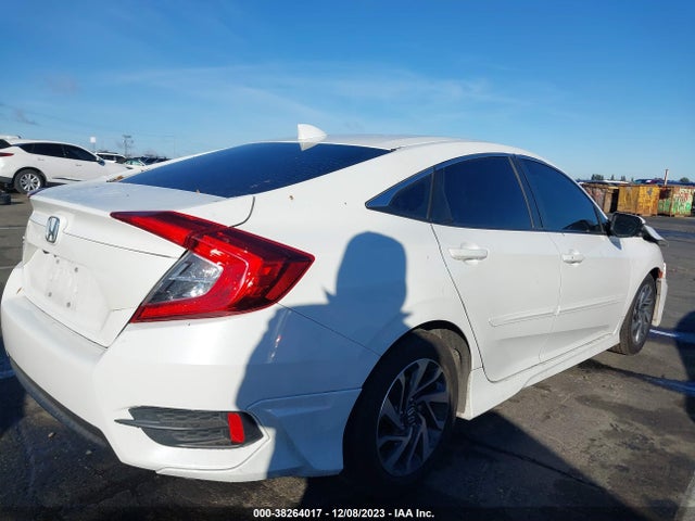 Honda CIVIC EX 2018 2HGFC2F76JH542106 Image 4