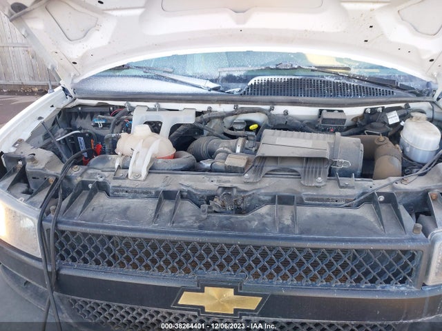Chevrolet Express 2500 Work Van 2019 1GCWGAF17K1373268 Image 10