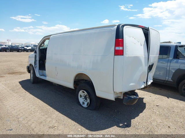 Chevrolet Express 2500 Work Van 2019 1GCWGAF17K1373268 Image 3