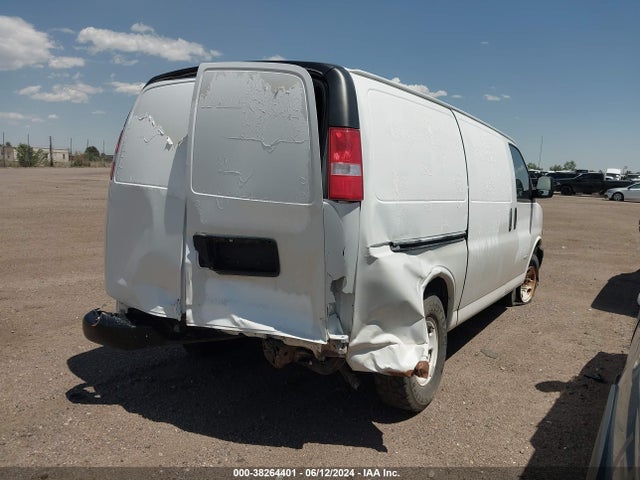 Chevrolet Express 2500 Work Van 2019 1GCWGAF17K1373268 Image 4