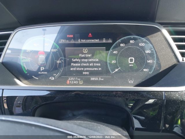 WA1AAAGE7NB019630 Audi E-tron Premium Quattro
