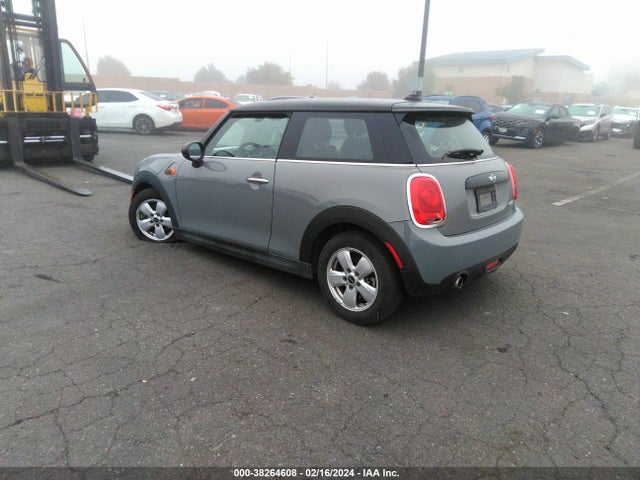 2016 MINI HARDTOP WMWXP5C50GT739809 Photo 2