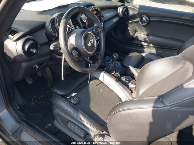 2016 MINI HARDTOP WMWXP5C50GT739809 Photo 4