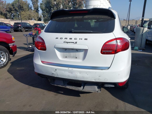 2013 PORSCHE CAYENNE WP1AB2A22DLA81595 Photo 5