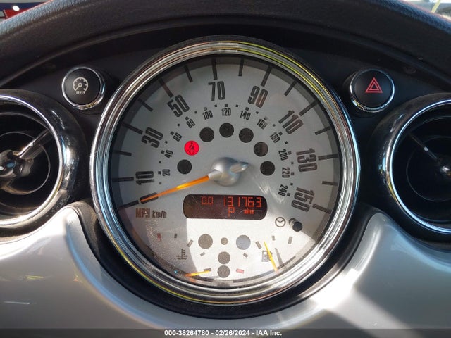 2005 MINI COOPER WMWRF334X5TG10080 Photo 6