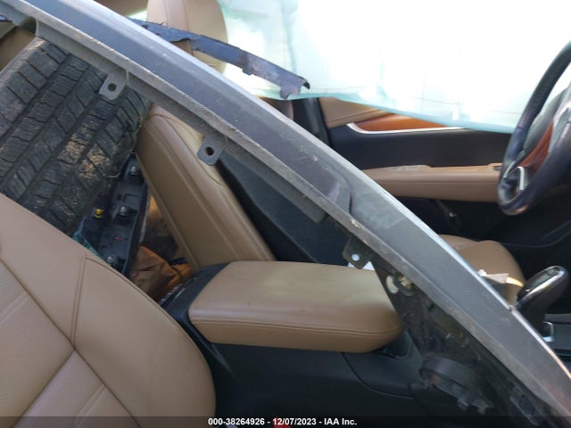 1GYKNGRS0KZ184744 Cadillac Xt5 Platinum