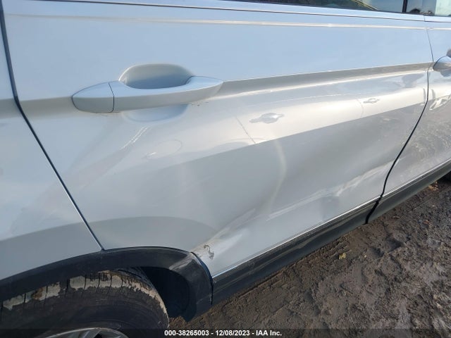 2018 VOLKSWAGEN TIGUAN 2.0T SE/2.0T SEL VIN: 3VV2B7AX2JM181710
