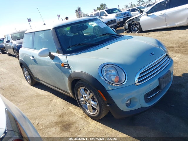 2011 MINI COOPER WMWSU3C57BT251103 Photo 0