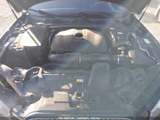 2015 JAGUAR XF SAJWA0FS8FPU67636 Photo 9