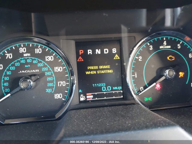 2015 JAGUAR XF SAJWA0FS8FPU67636 Photo 6