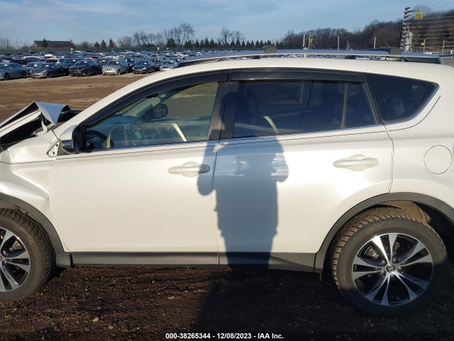 Toyota Rav4 Limited 2015 JTMDFREV2FJ042763 Image 14