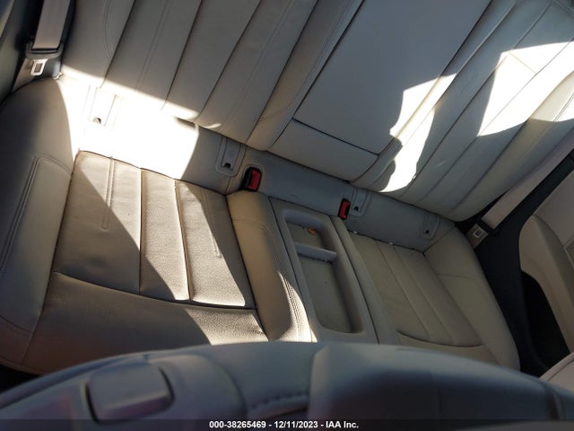 WAUPNAF52JA002561 Audi A5 2.0t Premium